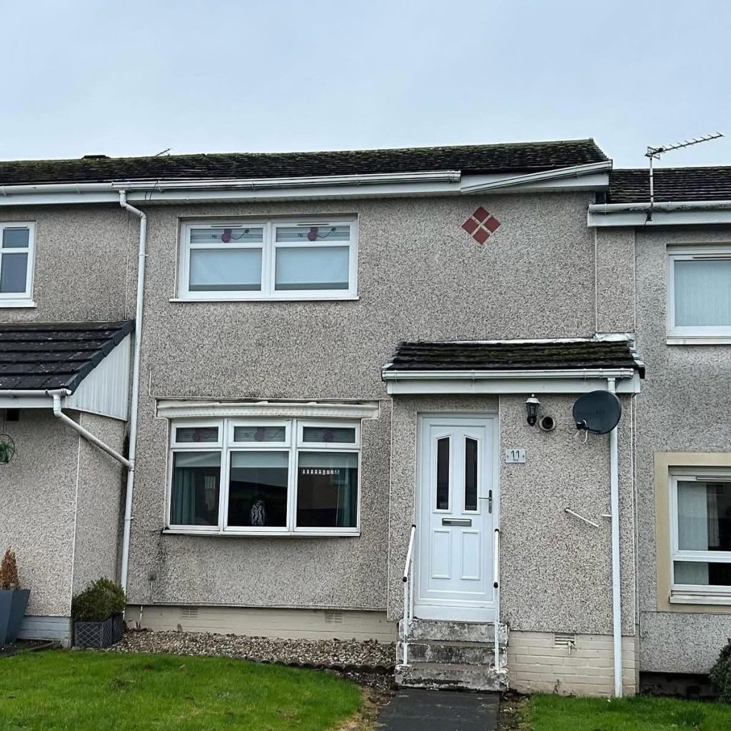Render cleaning and house wall wash