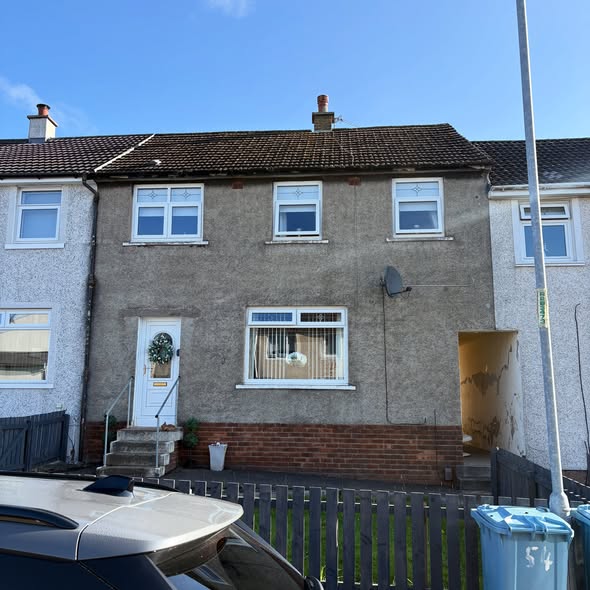 Roughcast patching and exterior wall repairs